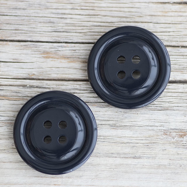 ミリタリーボタン