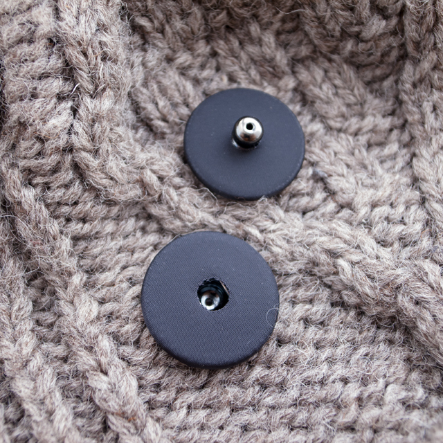 スナップボタン